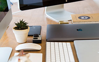 太疯狂！7000万英镑抢人，切尔西、曼联等6豪门疯抢的瑰宝值不值